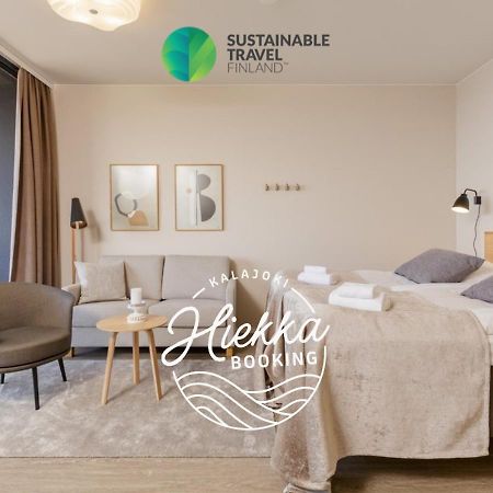 Marina Chalets Studios By Hiekka Booking - Sisaeltaeae Liinavaatteet Ja Loppusiivouksen كالايوكي المظهر الخارجي الصورة